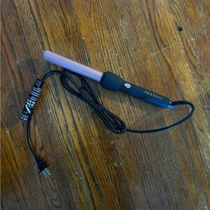 FoxyBae Curling Wand
